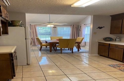 Valdosta Casa | Spacious Peaceful Home 3BR 2BA,Quiet Neighborhood