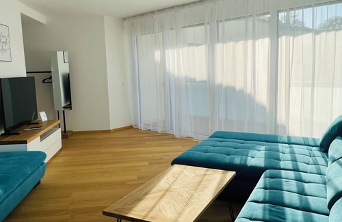 Liesing Apartamento | Spacious Penthouse Apartment