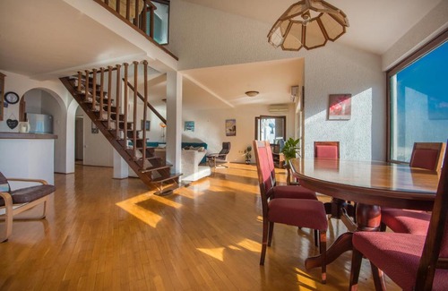 Babin do Apartamento | Spacious penthouse with spectacular sea view