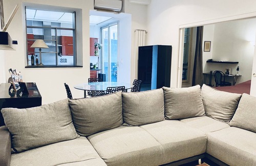 Carabacel Apartamento | Spacious, Perfect location ( Near by "Nicetoile"). Little garden.