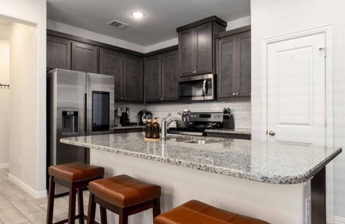 Fort Worth Casa | Spacious Pet Friendly - 7 Miles to Eagle Mountain Lake