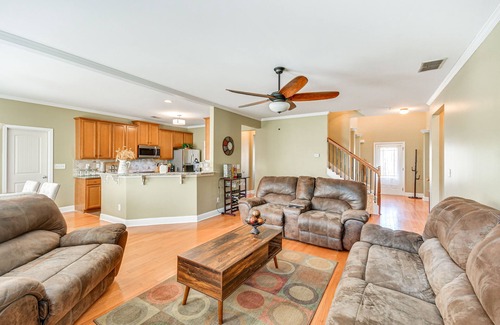 Phenix City Casa | Spacious Phenix City Home ~ 9 Mi to Columbus!