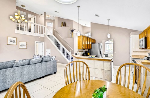 Lindfields Casa | Spacious pool home near Disney with enclosed yard, game room, & washer/dryer