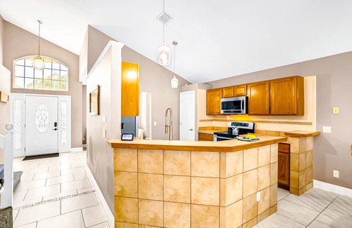 Lindfields Casa | Spacious pool home near Disney with enclosed yard, game room, & washer/dryer