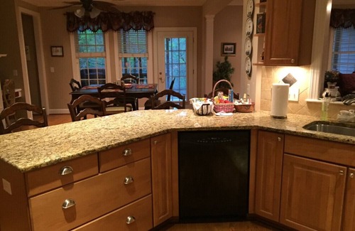 Trinity Casa | Spacious & Pristine 5 Bedroom 4 Bath Home on 5 Acres