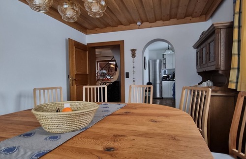 Stuhlfelden Chalet De Esquí | Spacious, privacy and beautiful unobstructed view of the mountains and valley