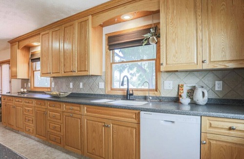 Benson Casa | Spacious, private & fun Benson beauty-whole home!