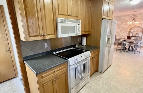Benson Casa | Spacious, private & fun Benson beauty-whole home!
