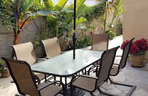 El Camino Village Casa | Amplia casa privada
