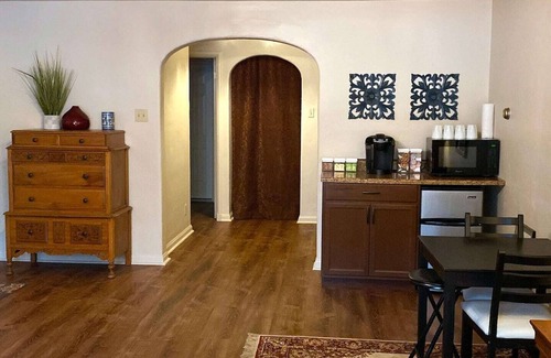 Merced Manor Apartamento | Spacious Private Suite * Free Parking * Parks/Boating/Golf