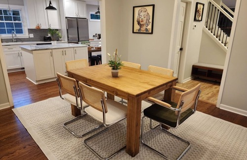 Northeast Raleigh Casa | Spacious & Private Willow Creek Getaway ★ King Bed & Laundry ★ Near DT Raleigh