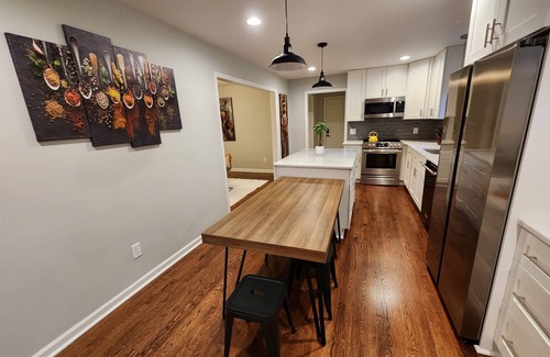 Northeast Raleigh Casa | Spacious & Private Willow Creek Getaway ★ King Bed & Laundry ★ Near DT Raleigh