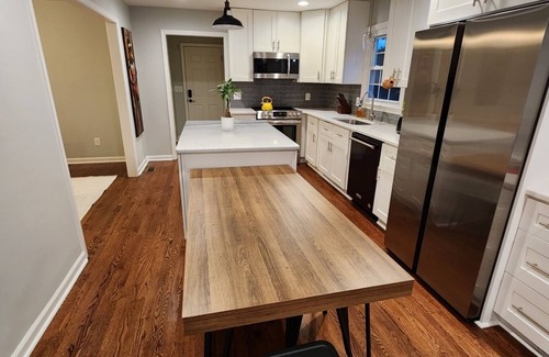 Northeast Raleigh Casa | Spacious & Private Willow Creek Getaway ★ King Bed & Laundry ★ Near DT Raleigh