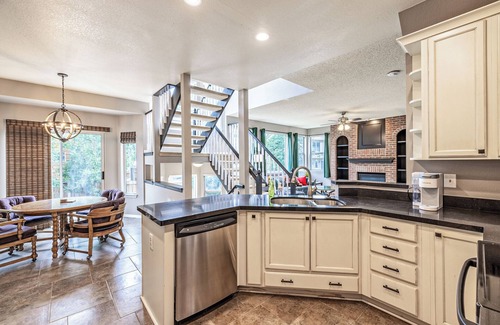 Centennial Casa | Spacious & Quiet 4BR Home in Centennial