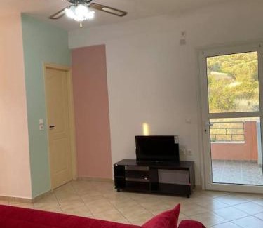 Krieza Apartamento | Spacious Quiet Apartment for Relaxed Holidays 2