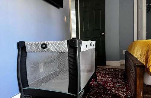West End Apartamento | Spacious, Quiet, Near Zoo, Stadium & Family Spots