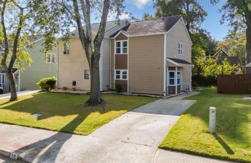 West End Apartamento | Spacious, Quiet, Near Zoo, Stadium & Family Spots