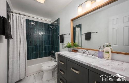 Barnum West Casa | Spacious Ranch Near Red Rocks W Hot Tub