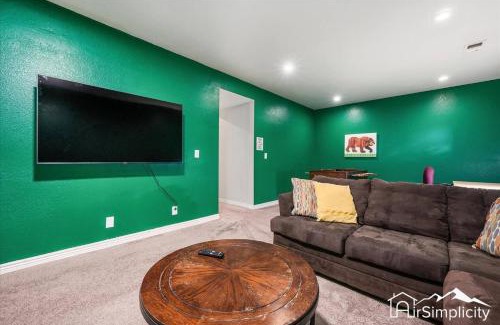 Barnum West Casa | Spacious Ranch Near Red Rocks W Hot Tub