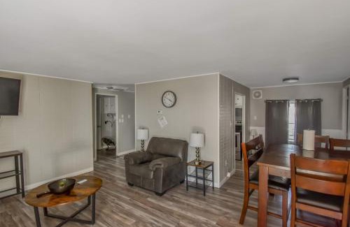 Federal Heights Casa | Spacious ranch on large lot near water world