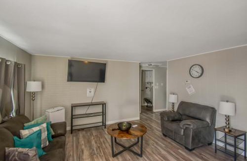 Federal Heights Casa | Spacious ranch on large lot near water world