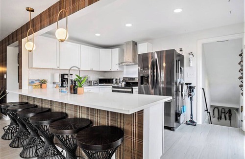 Omaha Casa | Spacious Ranch w/ Hot Tub & Game Room, Sleeps 24!