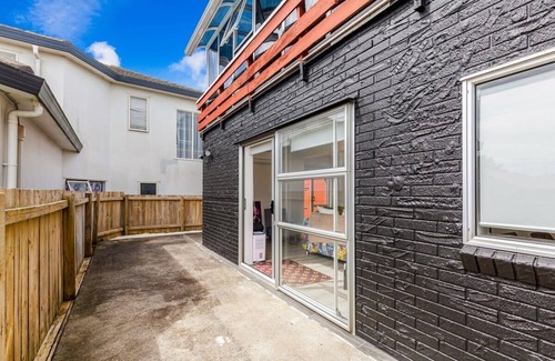 Greenlane - Ellerslie Casa | Spacious, freshly renovated 3BR Ellerslie unit!