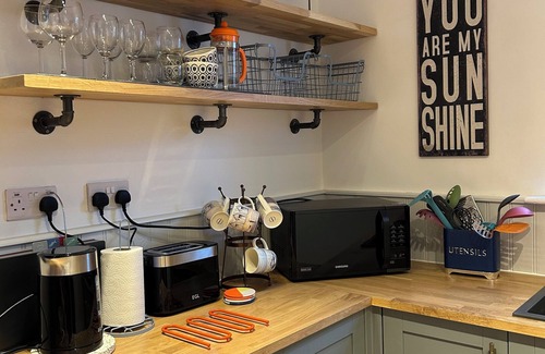 Snettisham Cabaña | Spacious renovated cottage close to Snettisham RSPB beach and Royal Sandringham