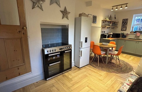 Snettisham Cabaña | Spacious renovated cottage close to Snettisham RSPB beach and Royal Sandringham