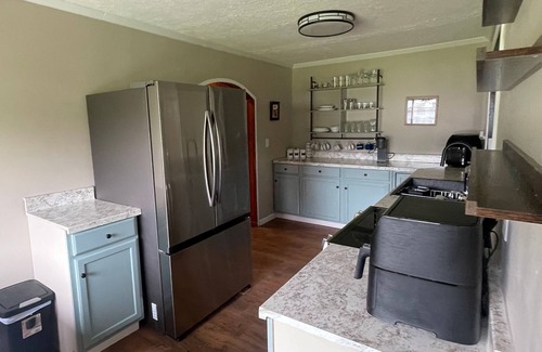 Middlesboro Casa | Spacious Renovated Ranch Retreat near Tackett Creek & Cumberland Gap Park, & LMU