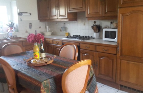 Primelin Casa | ALQUILER AMPLIO PARA 10/12 PERSONAS: 2 cocinas, JARDIN Y CONSERVATORIO ADJUNTO