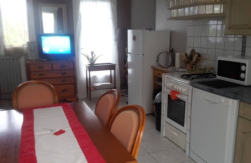 Primelin Casa | ALQUILER AMPLIO PARA 10/12 PERSONAS: 2 cocinas, JARDIN Y CONSERVATORIO ADJUNTO