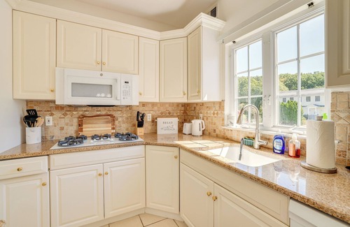 Baptistown Casa | Spacious Retreat in Frenchtown w/Deck & Fire Pit