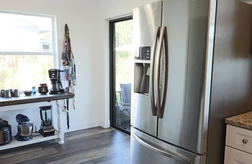 Sebring Casa | Spacious Retreat: Porch, Fenced Yard, Near Lake