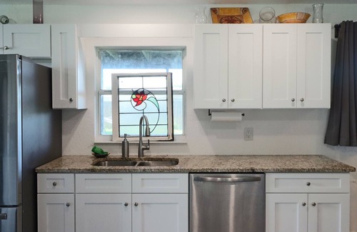 Sebring Casa | Spacious Retreat: Porch, Fenced Yard, Near Lake