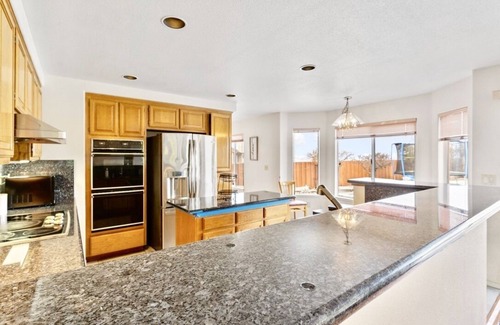 Pinole Casa | Spacious Retreat w/ Bay Views Near San Francisco!