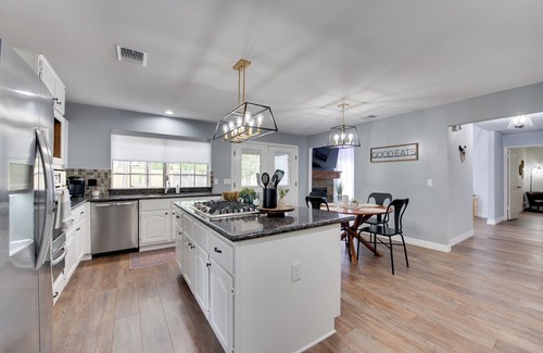 Spring Casa | Spacious Retreat w/ Heated Pool, Spa, & Game Room; King Bed, Pool Table