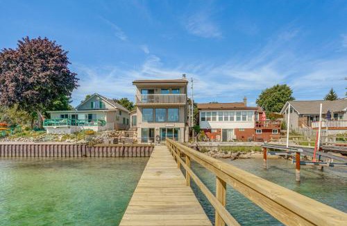 St. Clair Casa | Spacious Riverfront Home with Dock in St Clair!