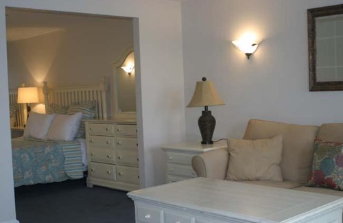 Edgecomb Apartamento | Spacious riverfront with balcony Sheepscot Harbour Vacation Cub Studio #211