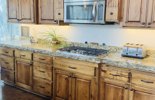 Ririe Casa | Spacious Riverside Four Bedroom Retreat