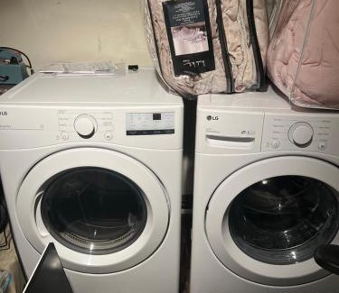 Orangeville Casa | Spacious room for rent