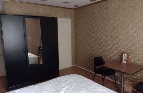 Lieusaint Condominio | Spacious room in residential area, close to amenities, RER bus 40mn from Paris