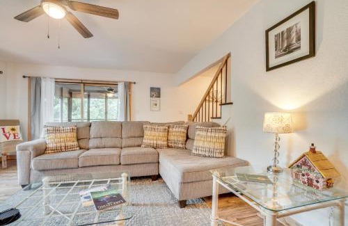 Helen Apartamento | Spacious Rustic Helen Abode about half Mi From Tubing!