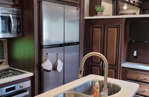 La Follette Casa | Spacious RV near ATV trails