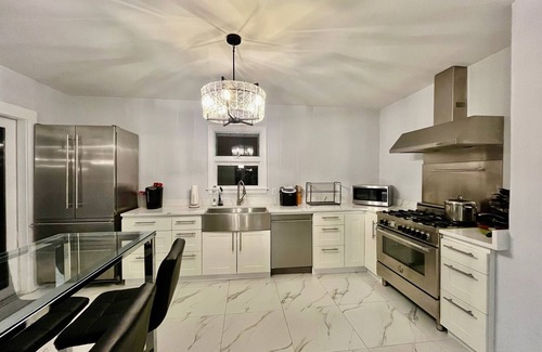 Scarsdale Casa | Spacious Scarsdale house -30 mins to Manhattan