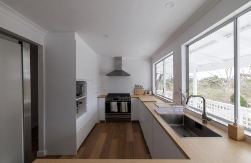 Woodridge Casa | Spacious & Secluded Bush Retreat