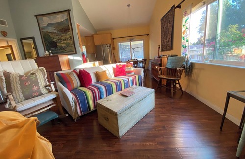 Mesa Verde Casa | Spacious, secure, quiet. Sleeps 4. Private yards, off-street parking. Pets ok.