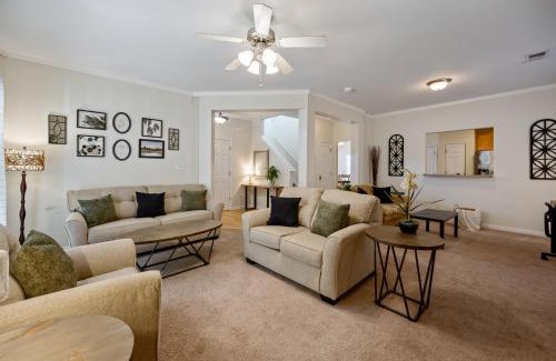 Acworth Casa | Spacious Serene 3BR Near LakePoint & DT Acworth