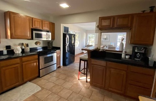 Somers Point Casa | Spacious Single Family - Minutes to the Ocean City Beach & Boardwalk
