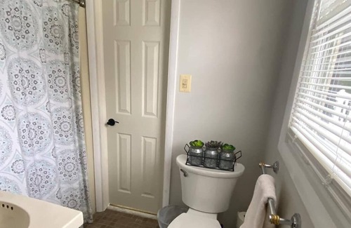 Somers Point Casa | Spacious Single Family - Minutes to the Ocean City Beach & Boardwalk